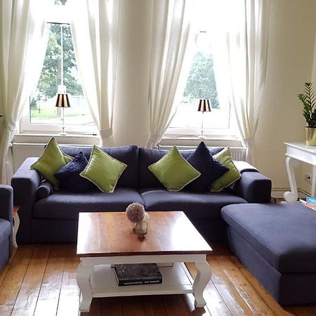 Ferienwohnung Villa Flora 첼레 외부 사진