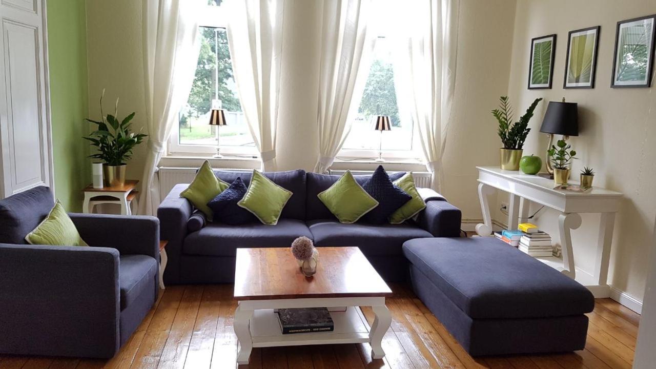 Ferienwohnung Villa Flora 첼레 외부 사진
